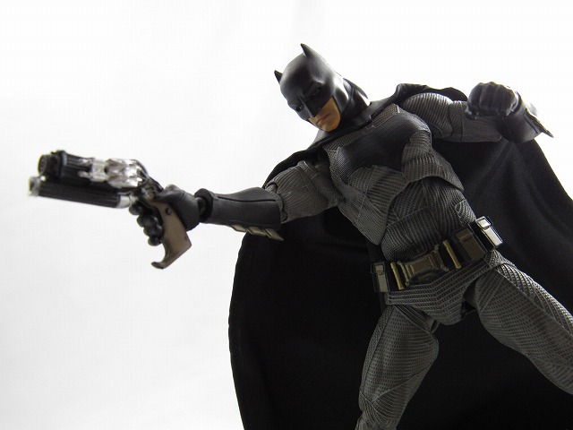 MAFEX マフェックス　バットマン(バットマンVSスーパーマン)　レビュー 