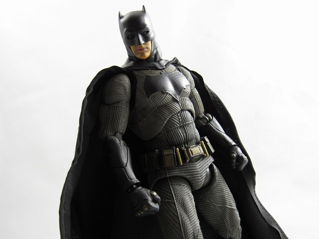 MAFEX マフェックス　バットマン(バットマンVSスーパーマン)　レビュー 