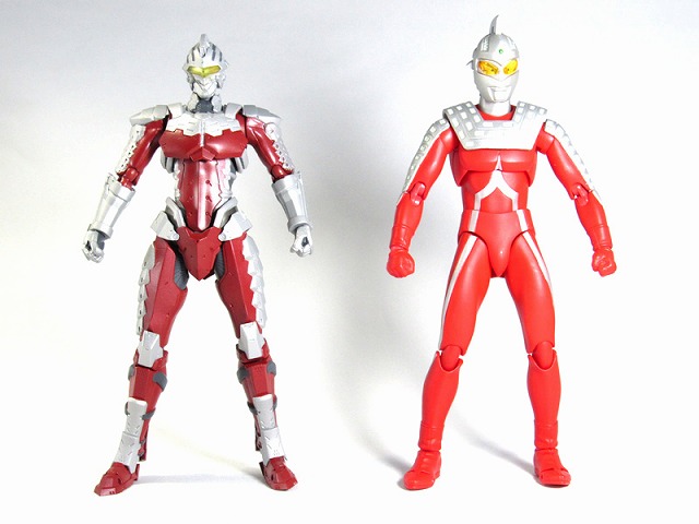 ULTRA-ACT × S.H.フィギュアーツ ULTRAMAN SUIT ver 7.2　レビュー レビュー 