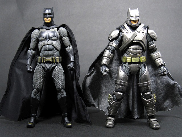 MAFEX　マフェックス　アーマードバットマン　バットマンVSスーパーマン　レビュー