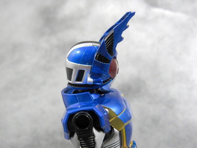 S.H.フィギュアーツ 仮面ライダーガタック ライダーフォーム　真骨彫製法　　レビュー