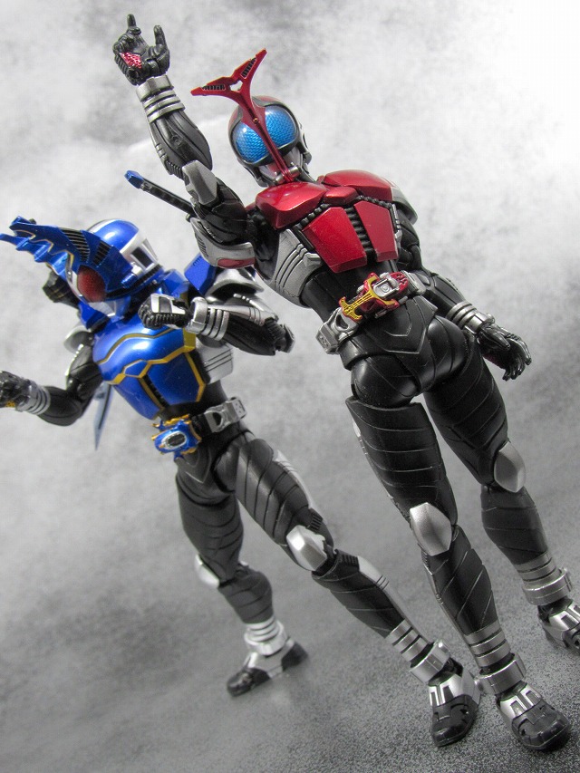 S.H.フィギュアーツ 仮面ライダーガタック ライダーフォーム　真骨彫製法　　レビュー 