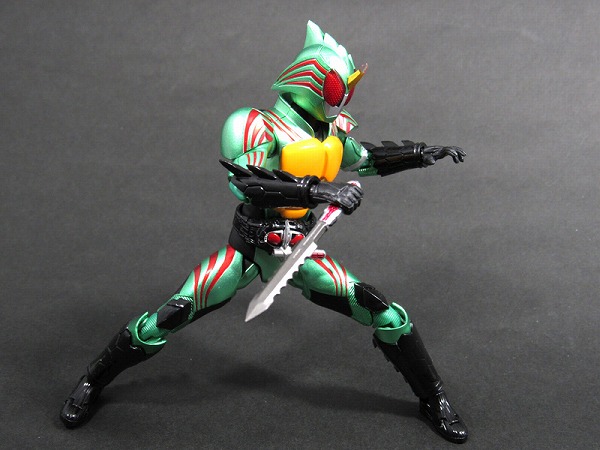 S.H.フィギュアーツ　仮面ライダーアマゾンオメガ　レビュー