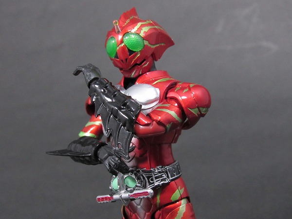 S.H.フィギュアーツ　仮面ライダーアマゾンアルファ　レビュー