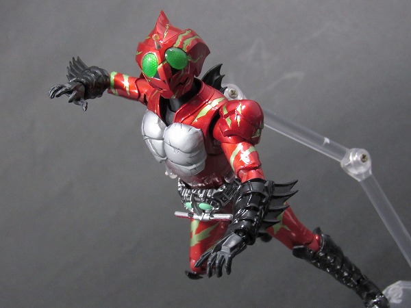 S.H.フィギュアーツ　仮面ライダーアマゾンアルファ　レビュー 