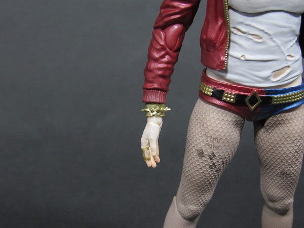 S.H.フィギュアーツ　ハーレイ・クイン　スーサイド・スクワッド　SUICIDE SQUAD　レビュー