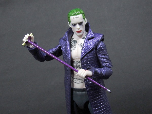 MAFEX　マフェックス　THE JOKER　ジョーカー　スーサイド・スクワッド　SUICIDE SQUAD　レビュー 