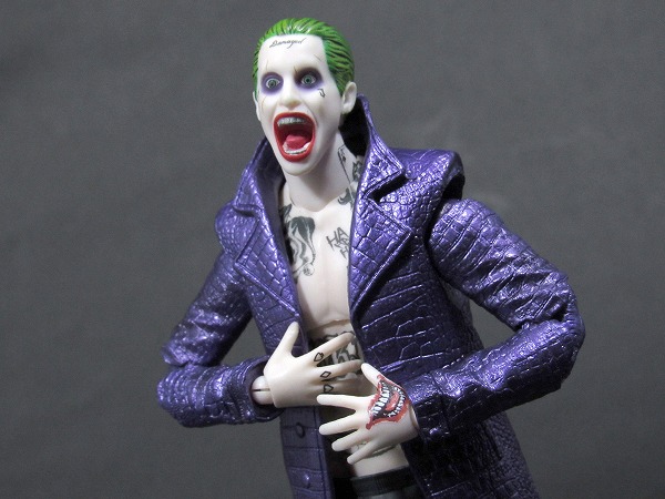 MAFEX　マフェックス　THE JOKER　ジョーカー　スーサイド・スクワッド　SUICIDE SQUAD　レビュー 