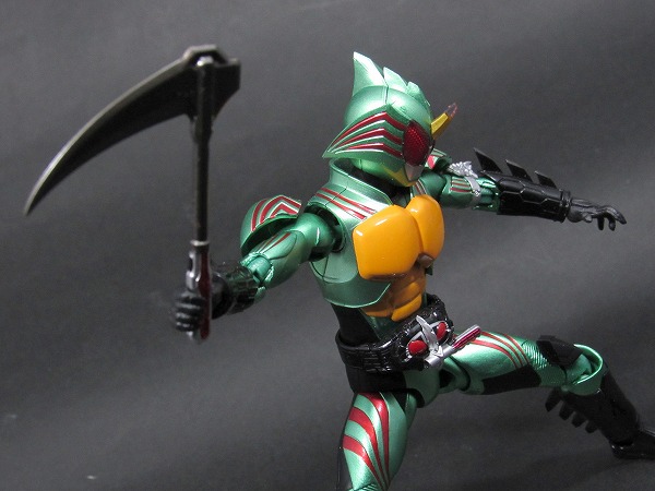 S.H.フィギュアーツ　ジャングレイダー　仮面ライダーアマゾンズ　レビュー