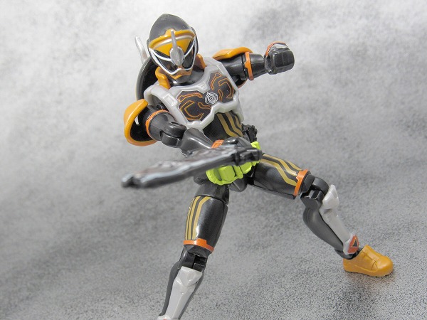 装動　仮面ライダーエグゼイド　STAGE4　レベル5　ドラゴナイトハンター　ハンターゲーマーレベル5　ゴーストゲーマー　レベル1　バグスターレビュー