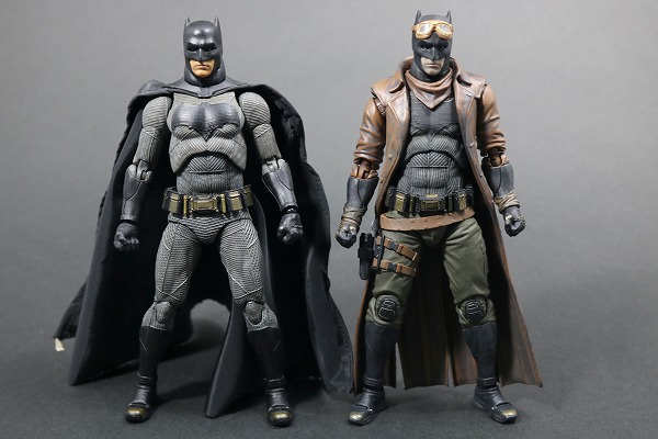 MAFEX　ナイトメアバットマン　レビュー　全身