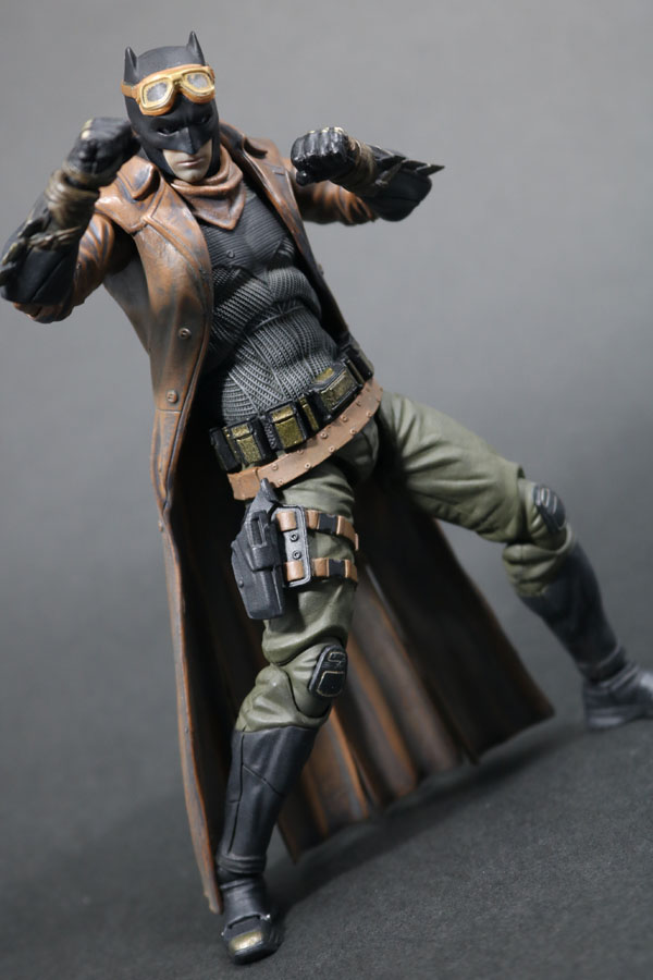 MAFEX　ナイトメアバットマン　レビュー　アクション