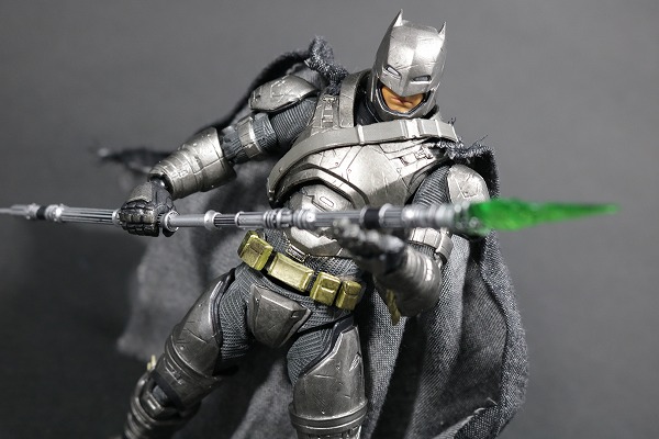 MAFEX　ナイトメアバットマン　レビュー　アクション