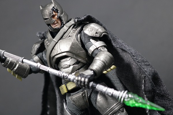 MAFEX　ナイトメアバットマン　レビュー　アクション