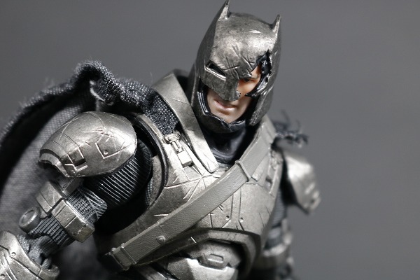 MAFEX　ナイトメアバットマン　レビュー　アクション