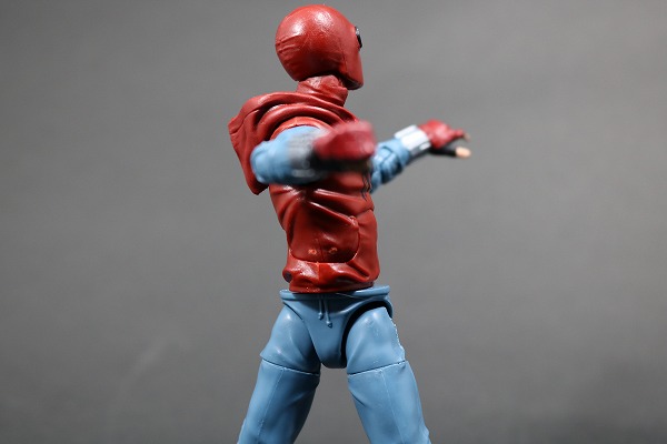 マーベルレジェンド　スパイダーマン　ホームメイドスーツ　MARVEL LEGENDS SPIDERMAN HOMEMADE SUIT　レビュー　可動