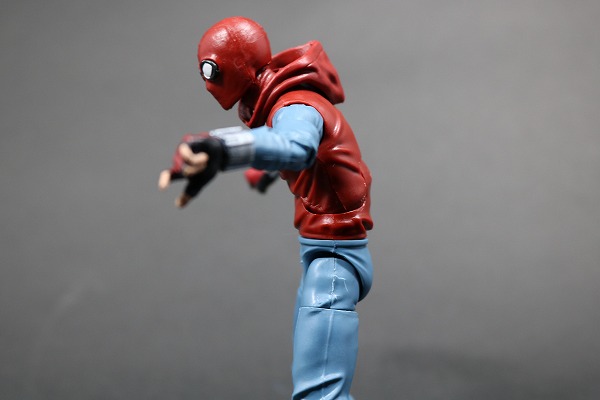 マーベルレジェンド　スパイダーマン　ホームメイドスーツ　MARVEL LEGENDS SPIDERMAN HOMEMADE SUIT　レビュー　可動