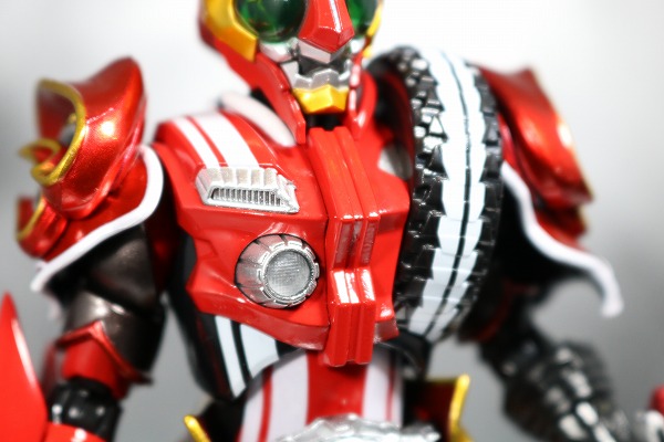 S.H.フィギュアーツ　仮面ライダーハート　レビュー