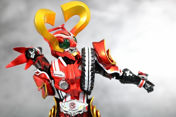 S.H.フィギュアーツ　仮面ライダーハート　レビュー