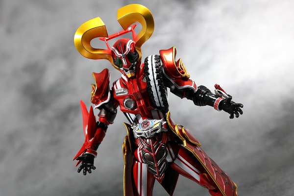 S.H.フィギュアーツ　仮面ライダーハート　レビュー 