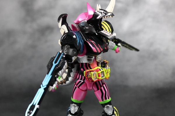 S.H.フィギュアーツ　仮面ライダーエグゼイド　ハンターアクションゲーマーレベル5（フルドラゴン）　レビュー