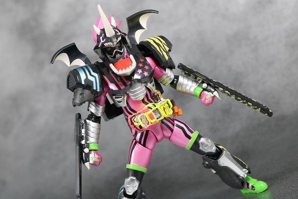 S.H.フィギュアーツ　仮面ライダーエグゼイド　ハンターアクションゲーマーレベル5（フルドラゴン）　レビュー 