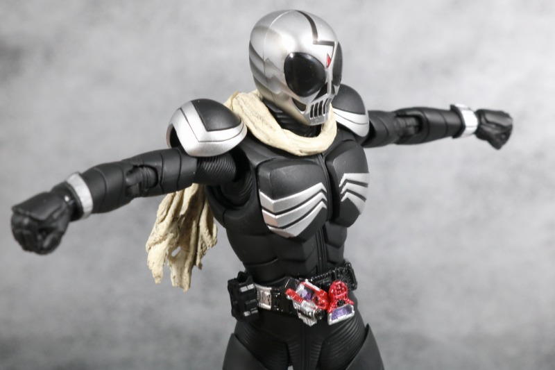 S.H.フィギュアーツ　仮面ライダースカル　真骨彫製法　レビュー