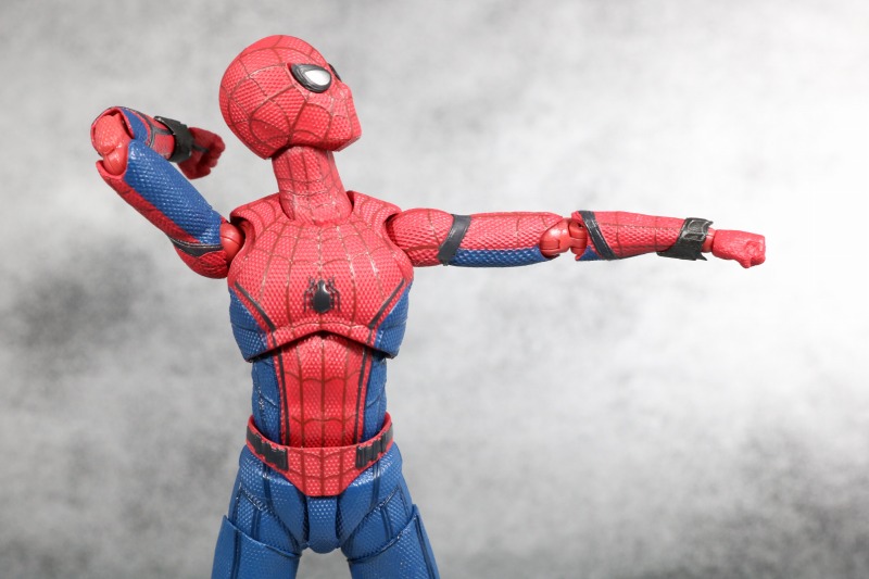 S.H.フィギュアーツ　スパイダーマン（ホームカミング）　レビュー