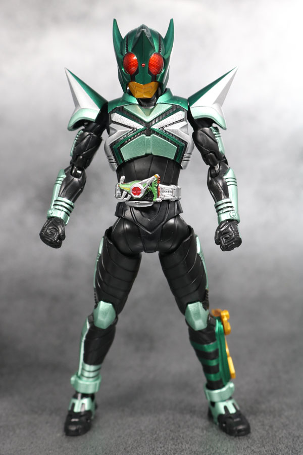 S.H.フィギュアーツ　仮面ライダーキックホッパー　真骨彫製法　 レビュー