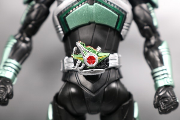 S.H.フィギュアーツ　仮面ライダーキックホッパー　真骨彫製法　レビュー