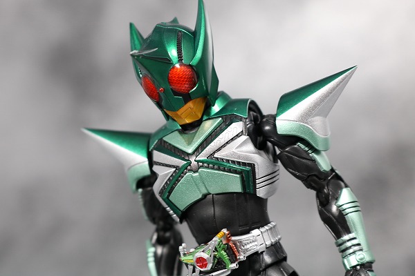 S.H.フィギュアーツ　仮面ライダーキックホッパー　真骨彫製法　レビュー 