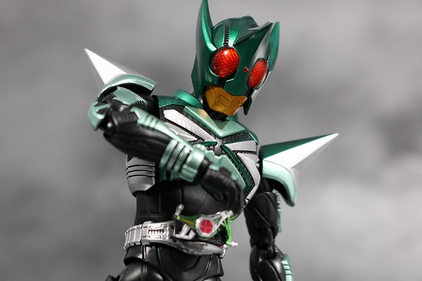 S.H.フィギュアーツ　仮面ライダーキックホッパー　真骨彫製法　レビュー