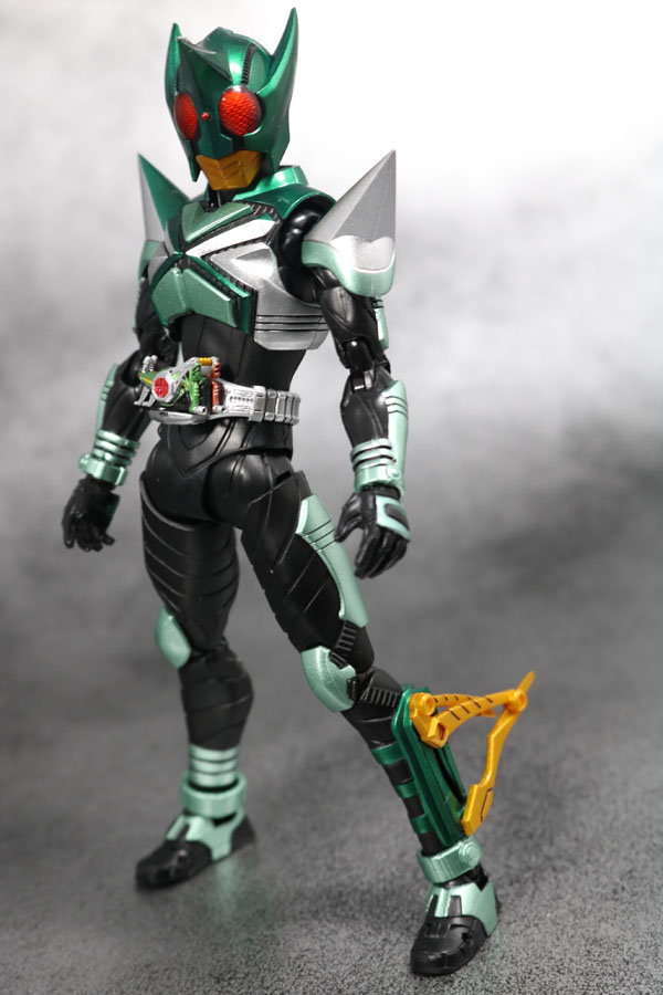 S.H.フィギュアーツ　仮面ライダーキックホッパー　真骨彫製法　レビュー 