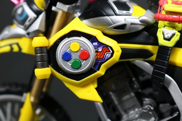 S.H.フィギュアーツ　仮面ライダーレーザー　バイクゲーマー　レベル2　レビュー