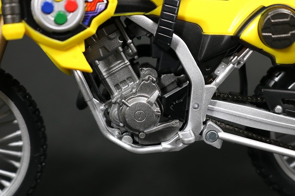 S.H.フィギュアーツ　仮面ライダーレーザー　バイクゲーマー　レベル2　レビュー