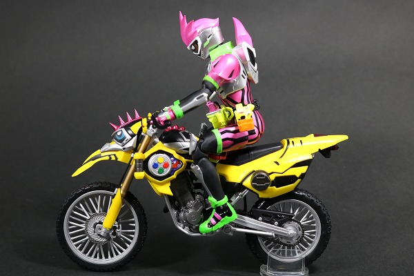 S.H.フィギュアーツ　仮面ライダーレーザー　バイクゲーマー　レベル2　レビュー