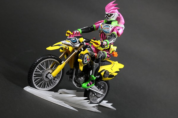 S.H.フィギュアーツ　仮面ライダーレーザー　バイクゲーマー　レベル2　レビュー 