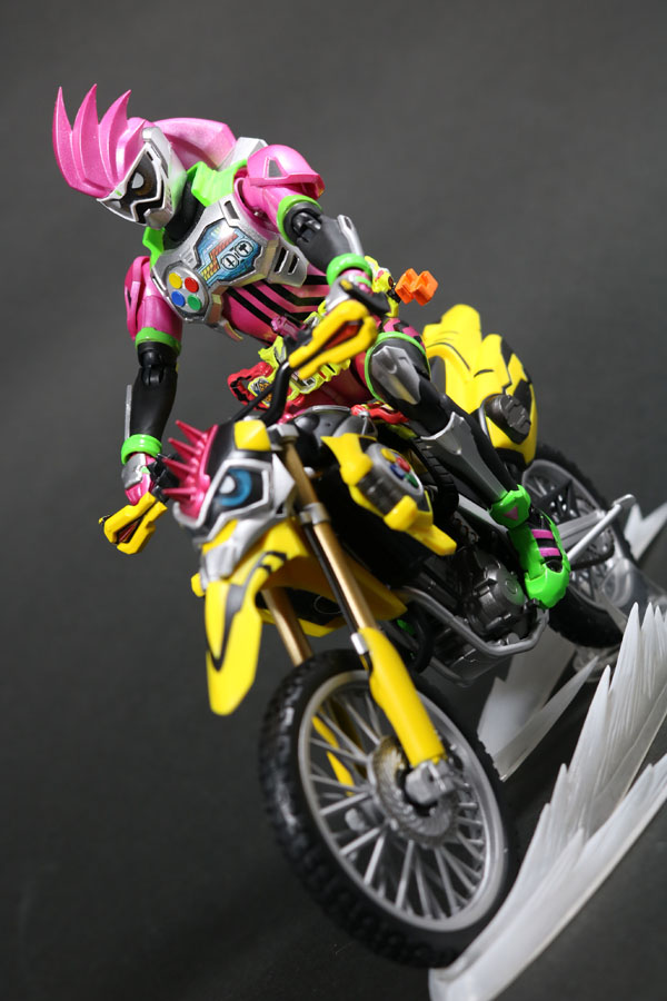 S.H.フィギュアーツ　仮面ライダーレーザー　バイクゲーマー　レベル2　レビュー