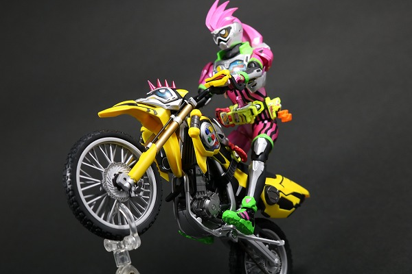 S.H.フィギュアーツ　仮面ライダーレーザー　バイクゲーマー　レベル2　レビュー 