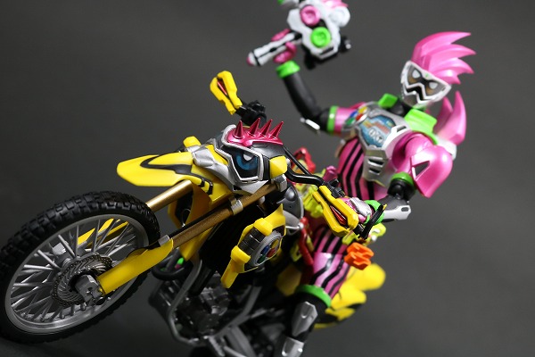 S.H.フィギュアーツ　仮面ライダーレーザー　バイクゲーマー　レベル2　レビュー 