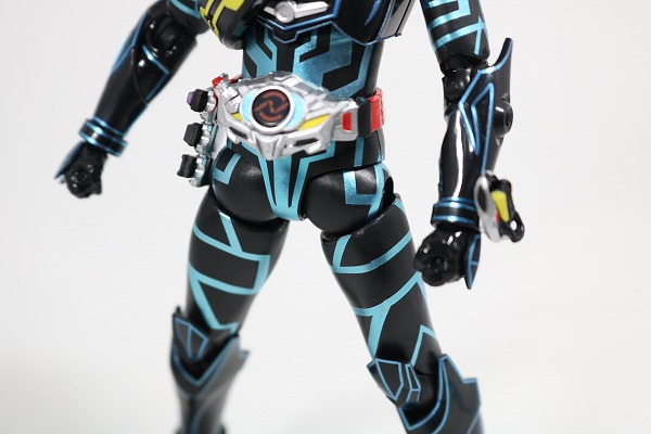 S.H.フィギュアーツ　仮面ライダーダークドライブ　タイプネクスト　レビュー