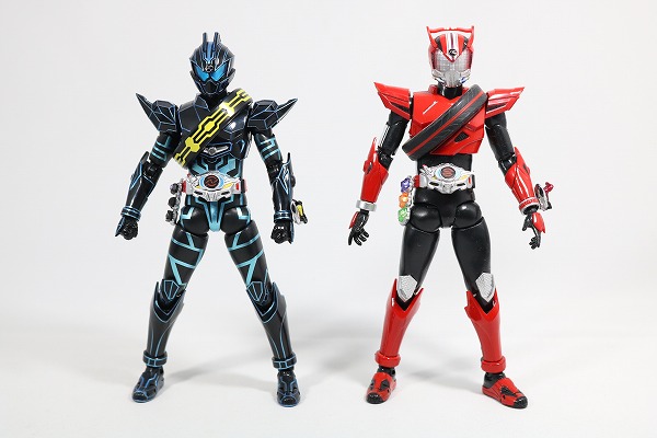 S.H.フィギュアーツ　仮面ライダーダークドライブ　タイプネクスト　レビュー