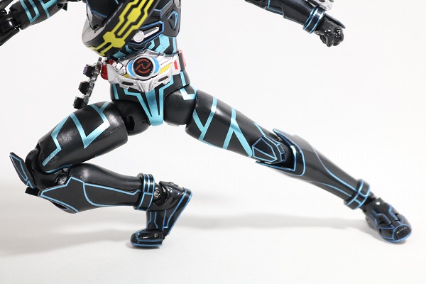 S.H.フィギュアーツ　仮面ライダーダークドライブ　タイプネクスト　レビュー