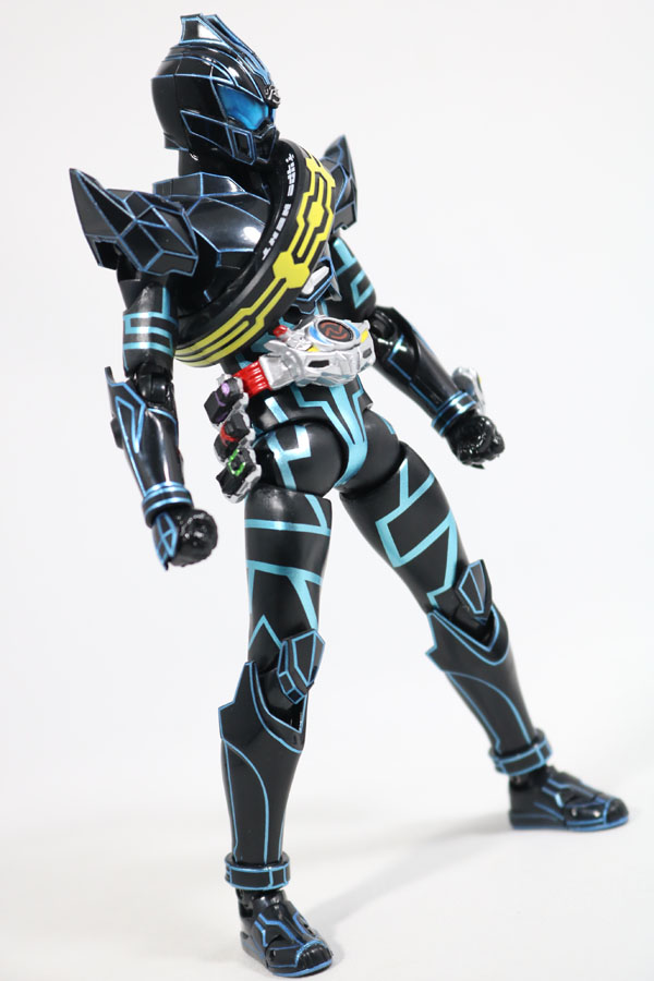 S.H.フィギュアーツ　仮面ライダーダークドライブ　タイプネクスト　レビュー