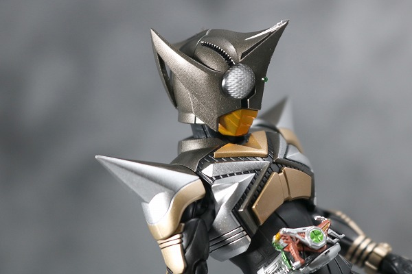 S.H.フィギュアーツ　仮面ライダーパンチホッパー　真骨彫製法　レビュー