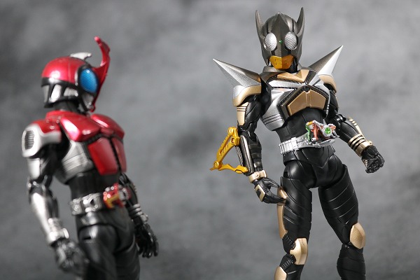 S.H.フィギュアーツ　仮面ライダーパンチホッパー　真骨彫製法　レビュー 