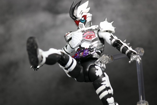 S.H.フィギュアーツ　仮面ライダーゲンム　ゾンビゲーマー　レベルX　レビュー 