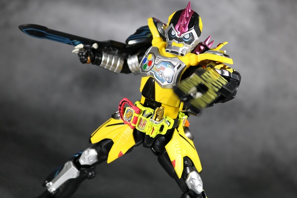 S.H.フィギュアーツ　仮面ライダーレーザー　ハンターバイクゲーマ―　レベル5　レビュー　アクション