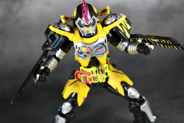 S.H.フィギュアーツ　仮面ライダーレーザー　ハンターバイクゲーマ―　レベル5　レビュー　アクション 