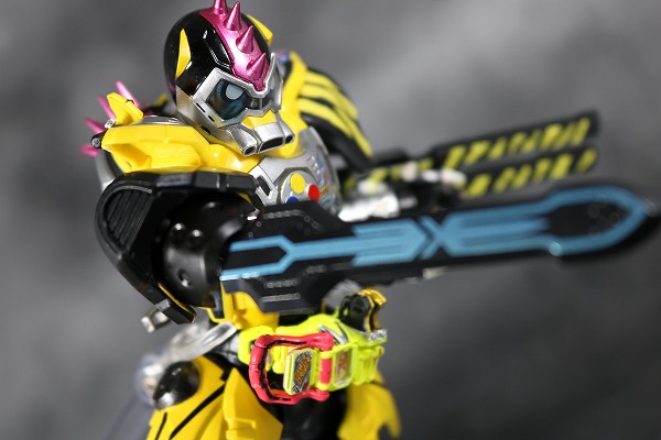 S.H.フィギュアーツ　仮面ライダーレーザー　ハンターバイクゲーマ―　レベル5　レビュー　アクション 